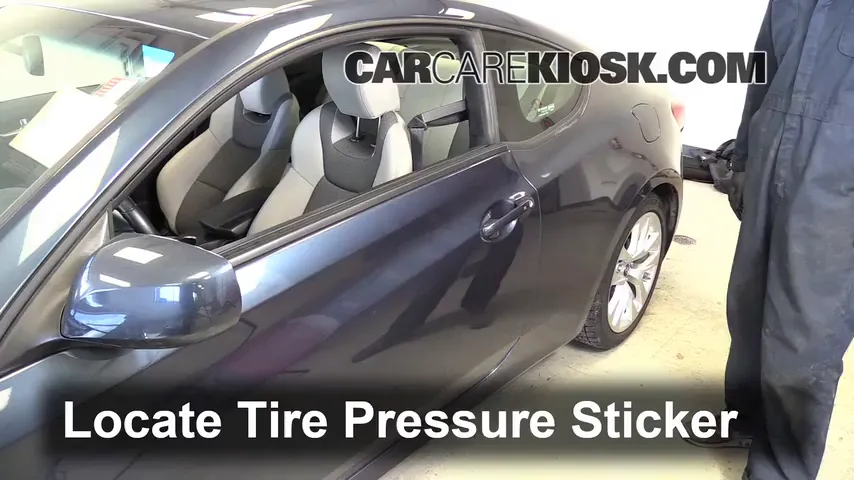 2013 Hyundai Genesis Coupe 2.0T Premium 2.0L 4 Cyl. Turbo Tires & Wheels Check Tire Pressure